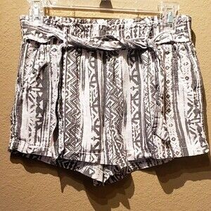 Cali 1850 Women's Linen Blend Creme Grey Paper Bag Waist Pockets Shorts Size S